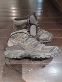 Nearly new Salomon Hiking Boots