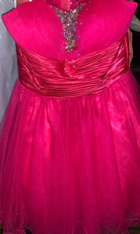 Grad dresses pink