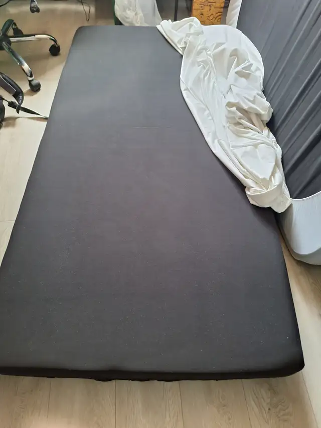 Twin Bunk Bed Mattress x2 in Beds & Mattresses in Mississauga / Peel Region - Image 4