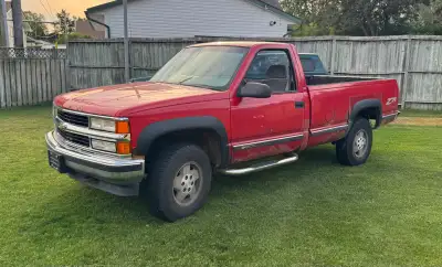 I have too many projects and need to thin out the fleet so I’m selling this one. 1998 Chevy Silverad...