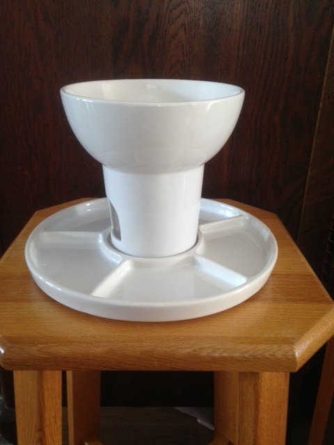 Vaisselle Vintage (6), plat à fondue, chandeliers, beurriers, ca in Kitchen & Dining Wares in Laval / North Shore - Image 6
