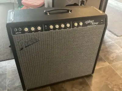 Fender Vibro King amp, boutique ptp handwired with reverb/trem, View more