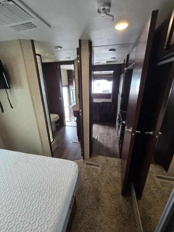 2014 cyclone toy hauler 18ft garage in Travel Trailers & Campers in Lethbridge - Image 8
