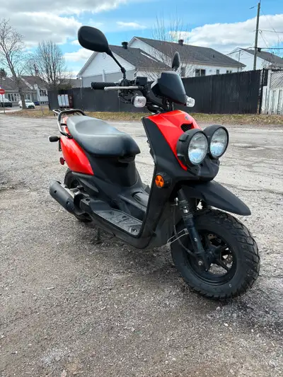 Yamaha BWS 2014, 4 temps Toujours bien entretenu, factures à l’appui. Jamais accidenté. - Changement...
