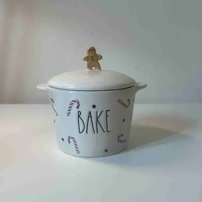 Christmas Cookie Jar / Pot à Biscuits de Noël, View more
