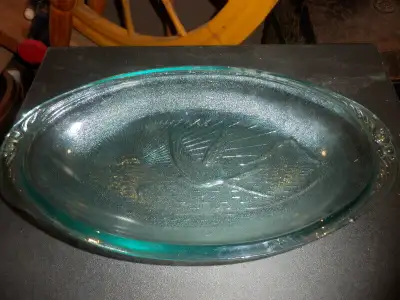 Plateau vintage en verre moulé bleu sarcelle, View more