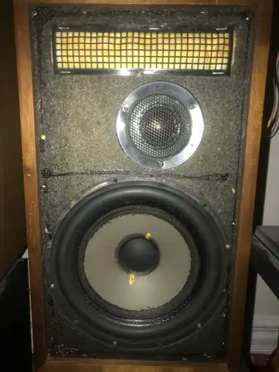 Dynaco A25 Bookshelf Loud Speakers, View more