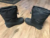 Youth size 6 Columbia Winter boots