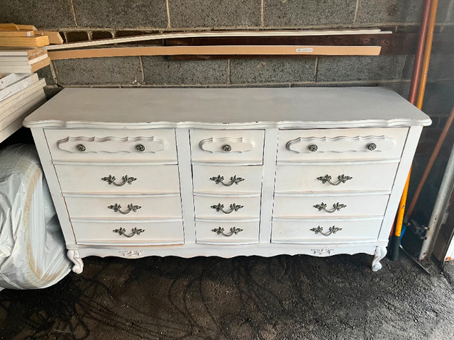 Beautiful Antique Dresser for Sale ** | Dressers & Wardrobes | Mississauga  / Peel Region | Kijiji