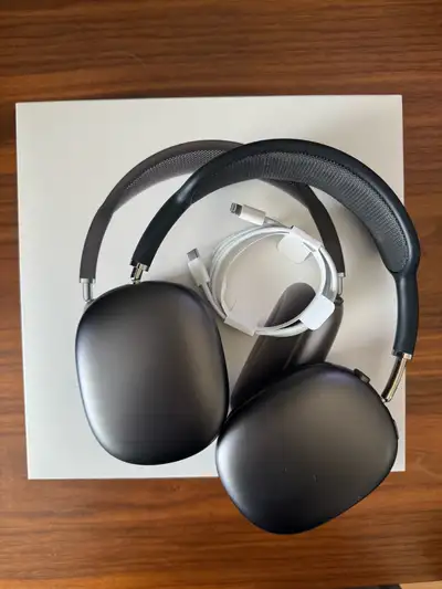 Authentic! Apple AirPods Max + Apple care + free extras, View more