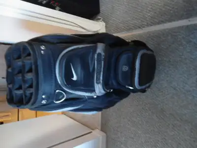 NIKE SLINGSHOT TOUR CART GOLF BAG, View more