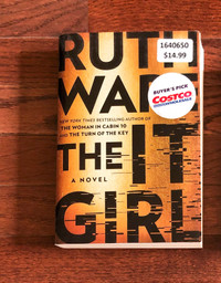 Ruth Ware - It Girl in like new condition 