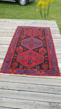 Antique Persian Carpet 5 x 7 ft.