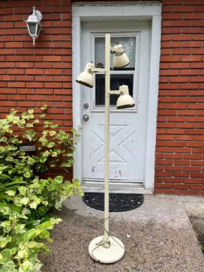 Lampe sur pied vintage ivoire 3 abats jours ajustables, View more