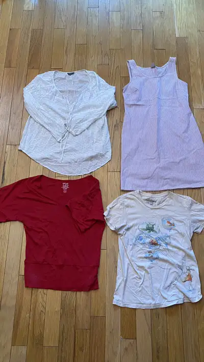 7 Women’s tops size S-M, View more