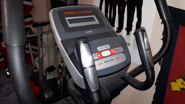 Proform smart strider elliptical machine in Exercise Equipment in Peterborough - Image 3