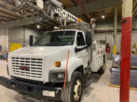 2009 GMC 8500 / Altec AT40C Bucket Truck