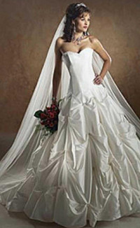 Maggie Sottero wedding gown 