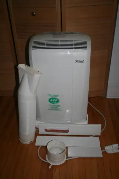 Capacité de refroidissement de 9 000 BTU par heure recommandé pour les pièces de jusqu'à 10 m cu (35...