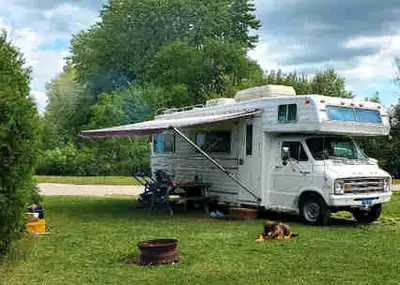 New radiator was put in. Rear window should be resealed. There is no water running to the toilet(eas...