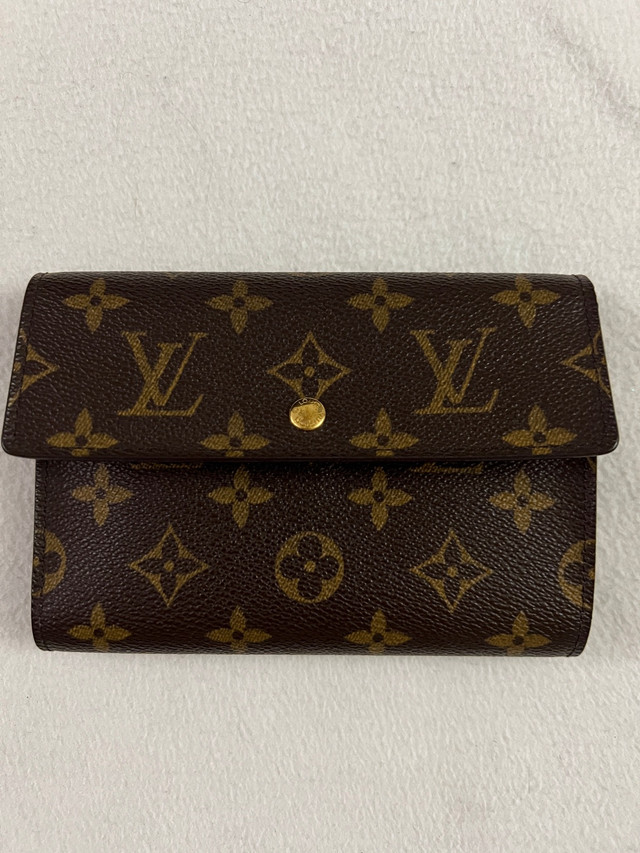 Authentic LV Porte Tresor Vintage Wallet in Women's - Bags & Wallets in Hamilton
