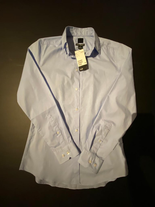Men's Dress shirt S (NEW) and pants size 30, (used Once) in Men's in Markham / York Region - Image 2