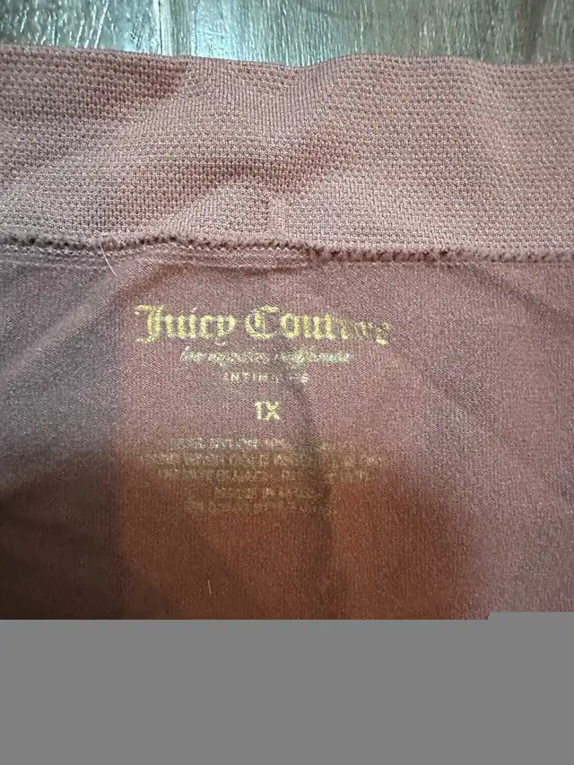 Women’s Juicy Couture Shorts 1X in Women's - Bottoms in Mississauga / Peel Region - Image 3
