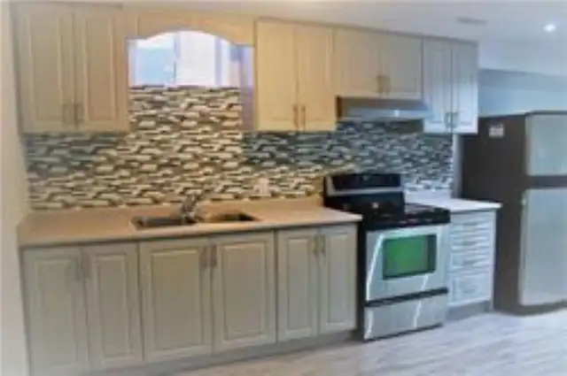 Basement Apartment for rent in Woodbridge/Vaughan in Long Term Rentals in Markham / York Region - Image 4