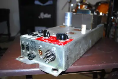 Leslie 147 Amp, View more