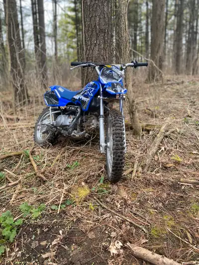 Super clean 2007 TTR90 semi automatic 3 speed transmission, bike has a fresh graphics kit on it, goe...