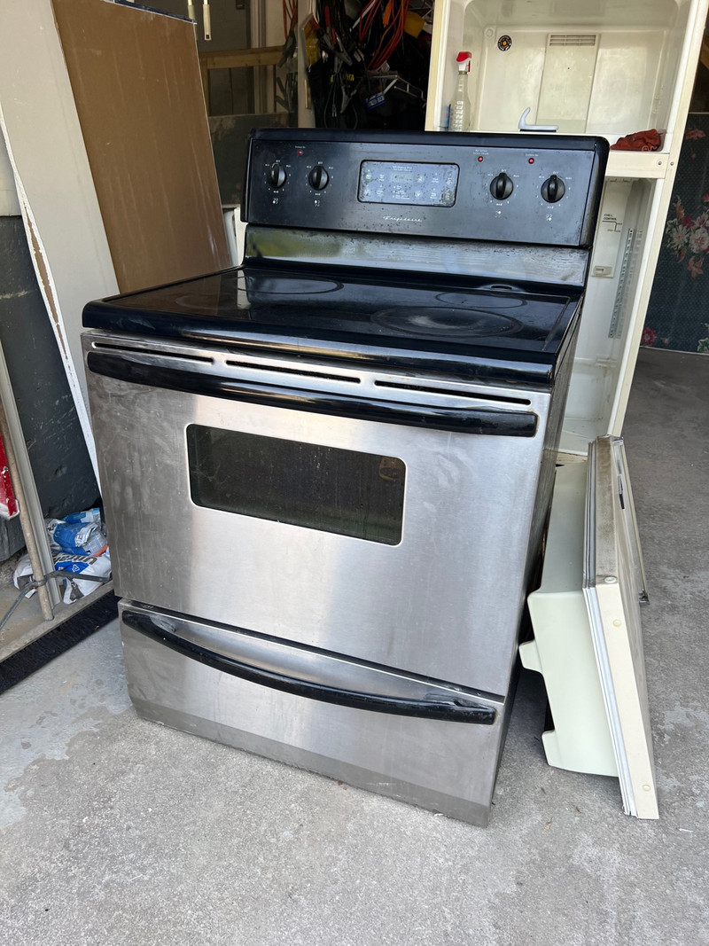 Electric Range Stoves, Ovens & Ranges Mississauga / Peel Region