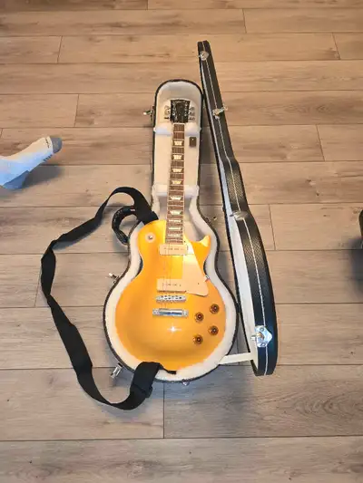 2011 Gibson  USA Les Paul Tradional Pro P-90 Gold top., View more