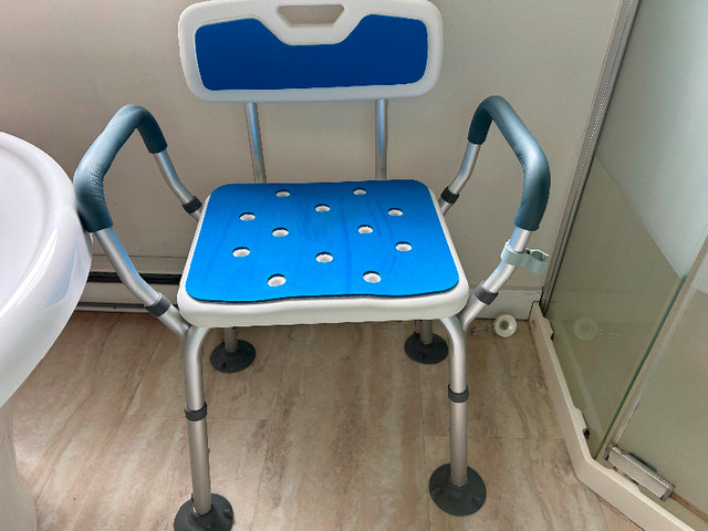 Shower chair in Health & Special Needs in Dartmouth