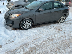 2013 Mazda 3 Sport GS