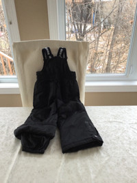Pantalon combinaison d’hiver/salopette  noir taille 2ans Oshkosh