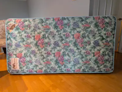 Twin Mattress - Matelas simple, View more