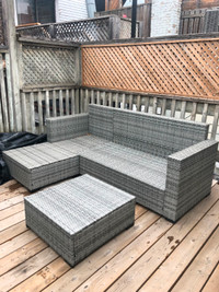 Outdoor sectional sofa/ couch
