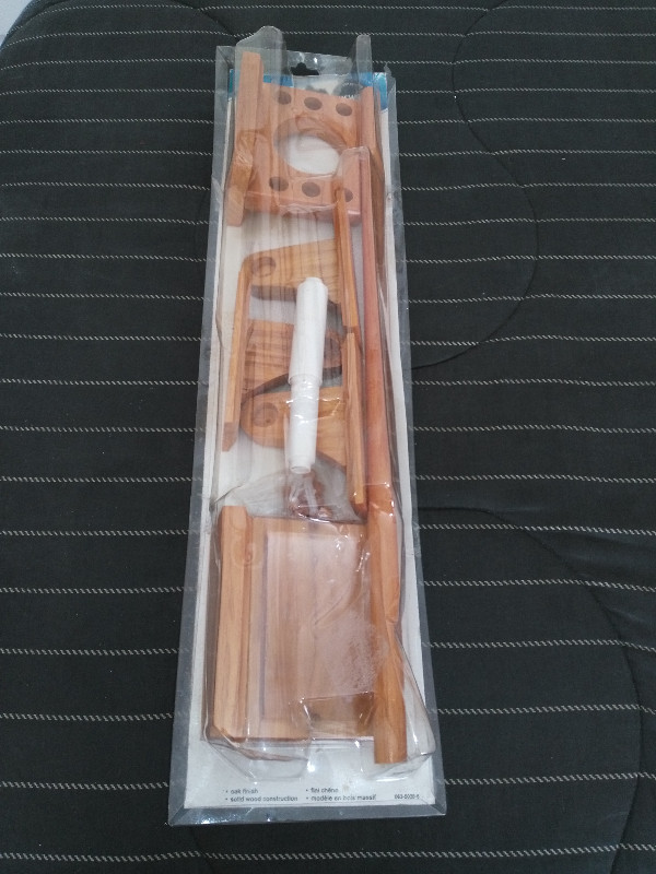 Open Box Likewise Wooden 4 Pc Bathroom Accessories Set Missing O in Home Décor & Accents in Sunshine Coast