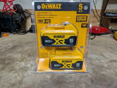 DEWALT 20V MAX Lithium-Ion 5.0 AH Battery , View more