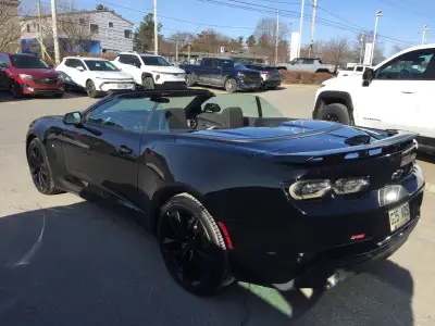 Chevrolet Camaro 2023 - 2024 - RS - 1 LT Convertible - Décapotable - Cabriolet - ( NEUVE JAMAIS UTIL...