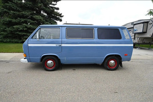 1984 Volkswagen Bus / Vanagon