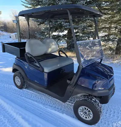 2022 club car tempo utility cart with box. Fuel injection Kohler engine New clear folding windshield...
