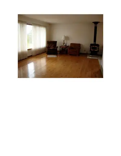 Acreage house for rent available July 1, 1200 sq. ft., 3 bedrooms, finished basement, single garage,...