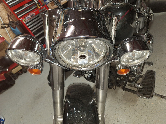 Harley Davidson Softail Deluxe 2005 - 95 pc. (1550 cc) dans Utilitaires et de promenade  à Laurentides - Image 2