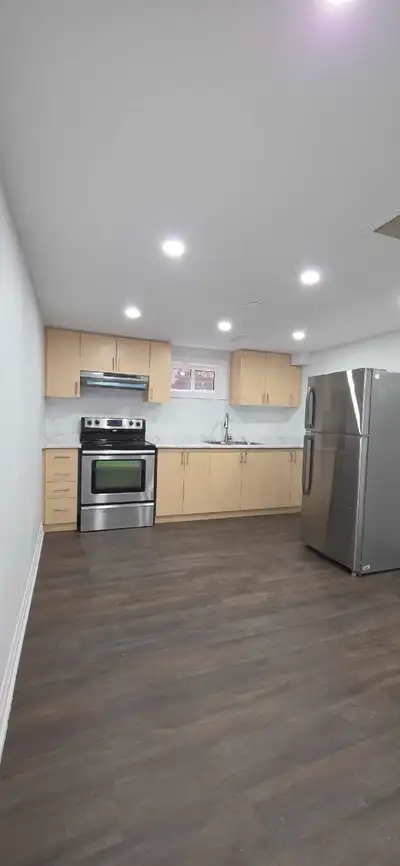 Beautiful Newly Renovated 1-Bedroom Basement Apartment – Available Now! Spacious 1-bedroom basement...
