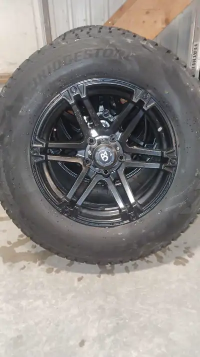 245/70R17 Winter Tires and aluminum rims. 5x127mm bolt pattern. Fits all dodge durangos. Excellent s...