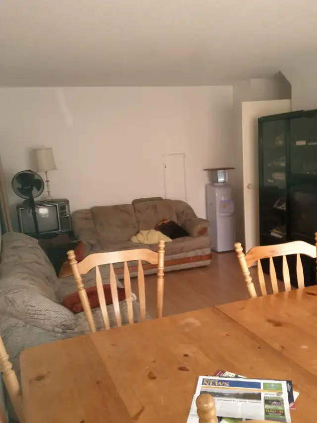 ROOM FOR RENT 5 MIN FROM UofW/WLU in Room Rentals & Roommates in Kitchener / Waterloo - Image 7
