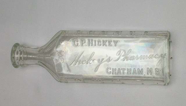 Antique Chatham bottle Hickey in Arts & Collectibles in Saint John