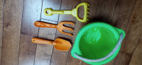 Sand play set recycled plastic (please pu in Porters Lake)