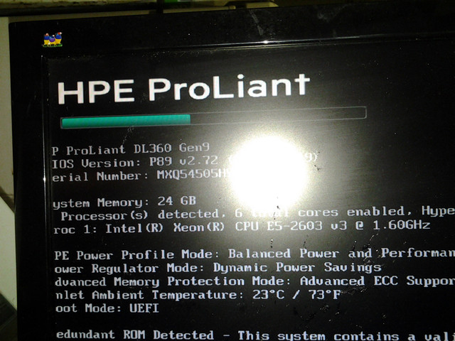 hp proliant  dl360 gen 9 esxi installed 24g ddr4 200+ servers SA dans Serveurs  à Ville de Montréal - Image 3